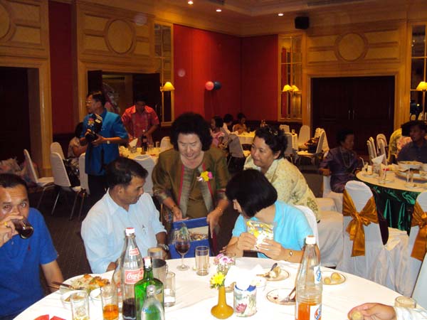 งานแสดงมุทิตาจิตผู้เกษียณอายุราชการ คณะศึกษาศาสตร์ ปี 2553 ภาพที่ 80