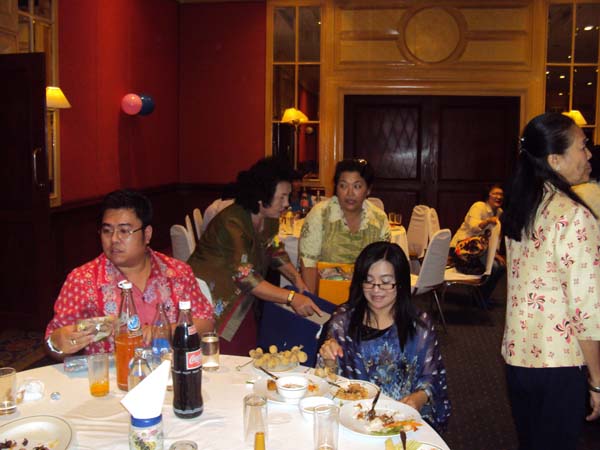 งานแสดงมุทิตาจิตผู้เกษียณอายุราชการ คณะศึกษาศาสตร์ ปี 2553 ภาพที่ 86