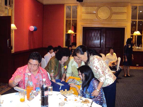 งานแสดงมุทิตาจิตผู้เกษียณอายุราชการ คณะศึกษาศาสตร์ ปี 2553 ภาพที่ 87