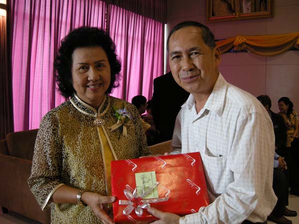 งานแสดงมุทิตาจิตผู้เกษียณอายุราชการ คณะศึกษาศาสตร์ ปี 2553 ภาพที่ 104
