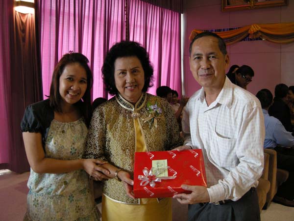 งานแสดงมุทิตาจิตผู้เกษียณอายุราชการ คณะศึกษาศาสตร์ ปี 2553 ภาพที่ 105