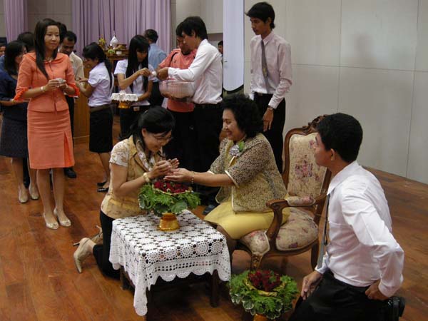 งานแสดงมุทิตาจิตผู้เกษียณอายุราชการ คณะศึกษาศาสตร์ ปี 2553 ภาพที่ 226