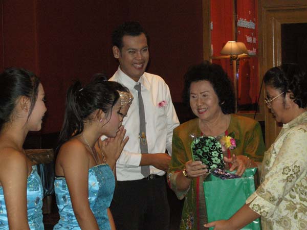 งานแสดงมุทิตาจิตผู้เกษียณอายุราชการ คณะศึกษาศาสตร์ ปี 2553 ภาพที่ 283