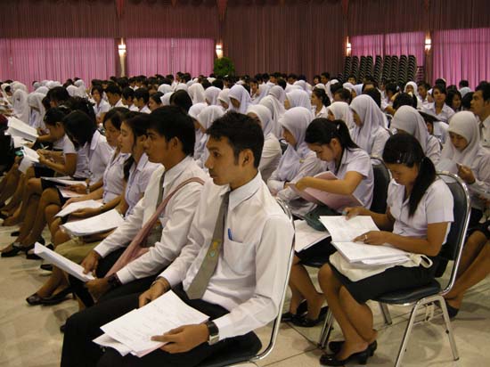 สัมมนาระหว่างฝึกปฏิบัติการสอน นิสิตหลักสูตร 5 ปี ปีการศึกษา 2553 ภาพที่ 11