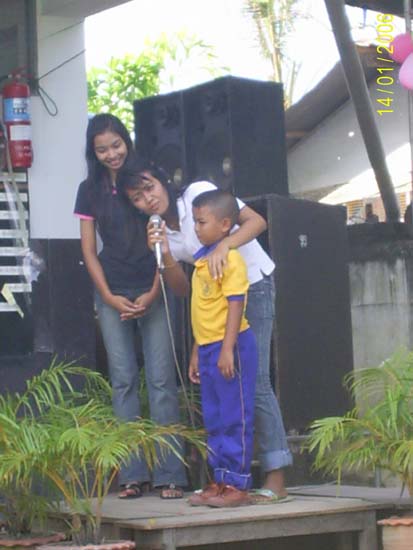 กิจกรรมนันทนาการและบริการชุมชนสำหรับนักเรียน ภาพที่ 33