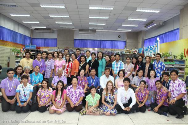 คณะศึกษาศาสตร์ มหาวิทยาลัยทักษิณ จัดโครงการ  "สืบสานประเพณีวันสงกรานต์ ประจำปี ๒๕๕๘"