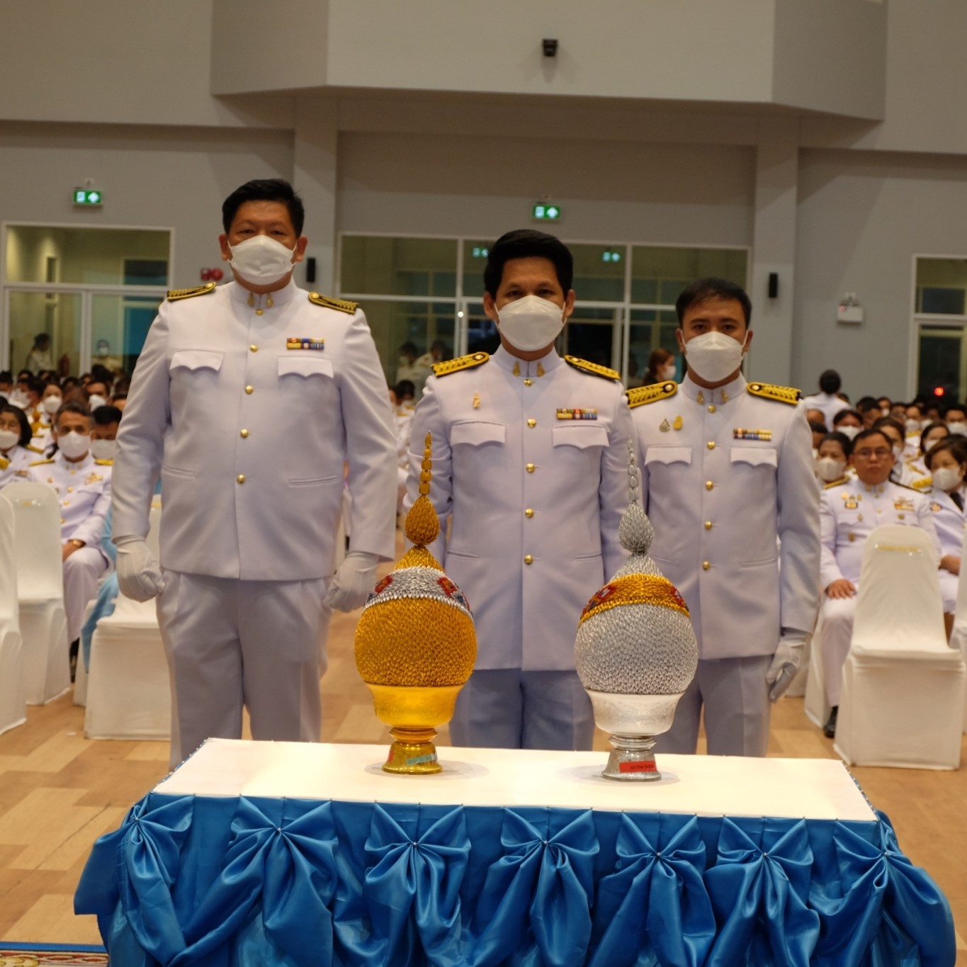 คณะศึกษาศาสตร์ เข้าร่วมจุดเทียนถวายพระพรชัยมงคล เนื่องในโอกาสวันเฉลิมพระชนมพรรษา สมเด็จพระนางเจ้าสิริกิติ์ พระบรมราชินีนาถ พระบรมราชชนนีพันปีหลวง