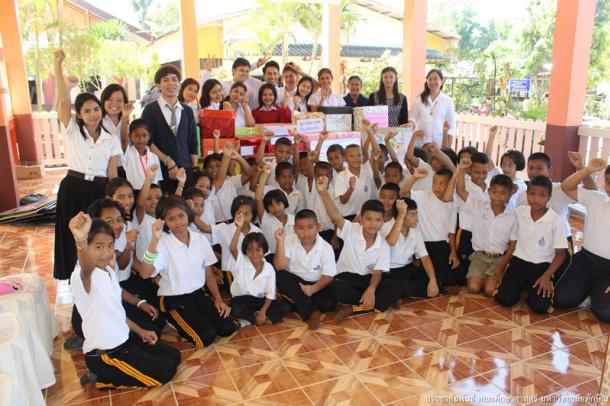 โครงการพัฒนาการสอนวิชาศิลปศาสตร์สำหรับครูประถมศึกษาในโรงเรียนขนาดเล็ก ในระหว่างปีการศึกษา 2557