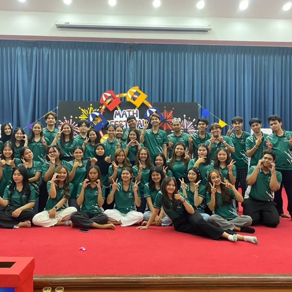 โครงการ คณิตสัมพันธ์สรรค์สร้างสานสัมพันธ์น้องพี่ สาขาวิชาคณิตศาสตร์ ประจำปีการศึกษา 2566