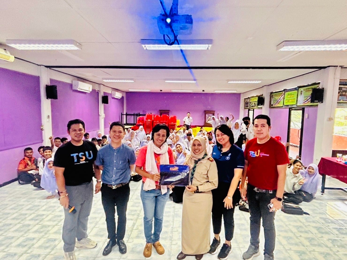 ประชาสัมพันธ์หลักสูตร และแนะแนวการเข้าศึกษาต่อ ในระดับมหาวิทยาลัย ภายใต้โครงการ Young Smart TSU 2024
