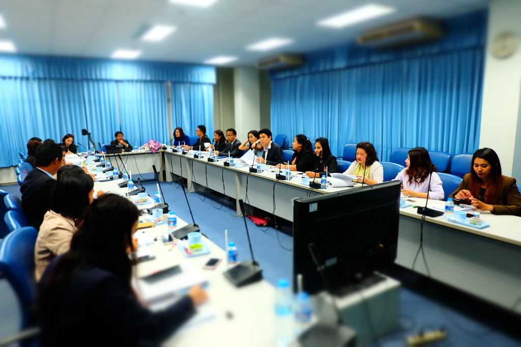 ประชุมสรุปผลการดำเนินงานโครงการพัฒนาครูเพื่อพัฒนาท้องถิ่นระยะการเข้าสู่วิชาชีพ (Induction Period) รุ่นปี พ.ศ. 2559 และ รุ่นปีพ.ศ. 2560 ของสถาบันผลิตครู เครือข่ายภาคใต้ตอนล่าง