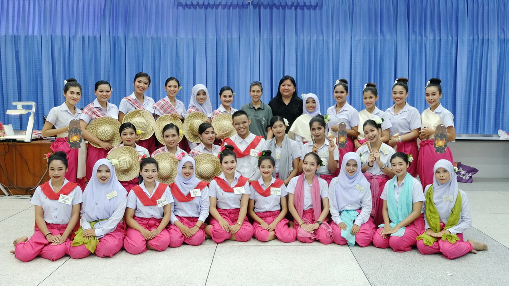 กิจกรรมการสอบรำนาฏศิลป์ ในรายวิชา 0332322 ดนตรีและนาฏศิลป์สำหรับครูปฐมวัย