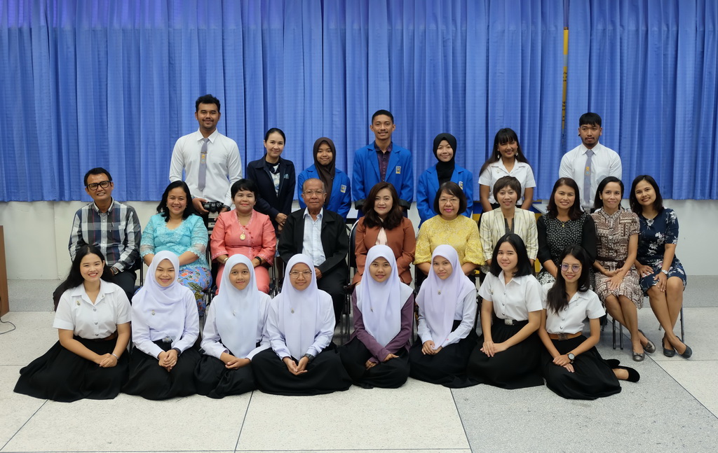 โครงการแลกเปลี่ยนนักศึกษาในภูมิภาคเอเชียตะวันออกเฉียงใต้ (Pre-Service Student Teacher Exchange in Southeast Asia : SEA-Teacher Project)
