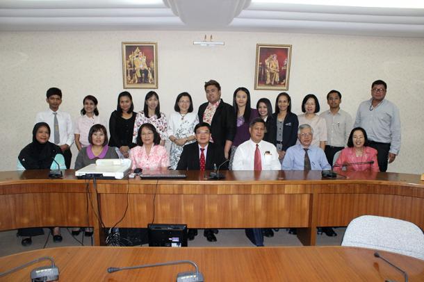 การประเมินและตรวจสอบคุณภาพภายในระดับคณะ