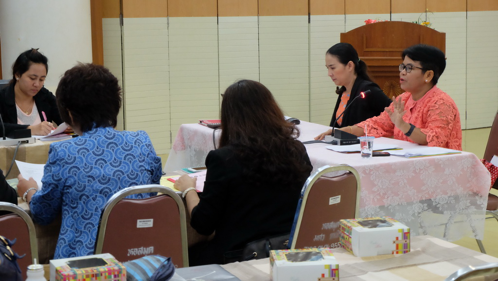 การประชุมพิจารณาแนวทางการพัฒนาครูในโครงการผลิตครูเพื่อพัฒนาท้องถิ่น