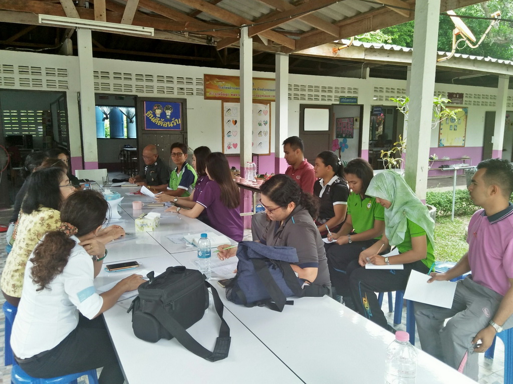 การนิเทศติดตามและประเมินผลการสอนของ “โครงการพัฒนาศักยภาพโรงเรียนในพระราชดำริและโรงเรียนขาดแคลนในเขตพื้นที่การศึกษา 4 จังหวัดภาคใต้”