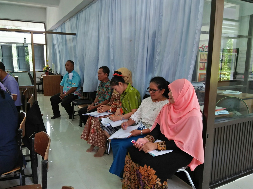 การนิเทศติดตามและประเมินผลการสอนของ “โครงการพัฒนาศักยภาพโรงเรียนในพระราชดำริและโรงเรียนขาดแคลนในเขตพื้นที่การศึกษา 4 จังหวัดภาคใต้”