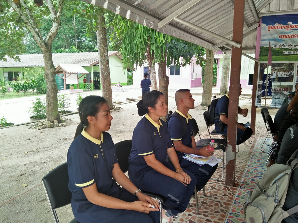การนิเทศติดตามและประเมินผลการสอนของ “โครงการพัฒนาศักยภาพโรงเรียนในพระราชดำริและโรงเรียนขาดแคลนในเขตพื้นที่การศึกษา 4 จังหวัดภาคใต้”