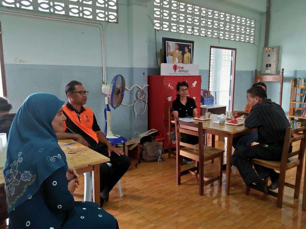 การนิเทศติดตามและประเมินผลการสอนของ “โครงการพัฒนาศักยภาพโรงเรียนในพระราชดำริและโรงเรียนขาดแคลนในเขตพื้นที่การศึกษา 4 จังหวัดภาคใต้”