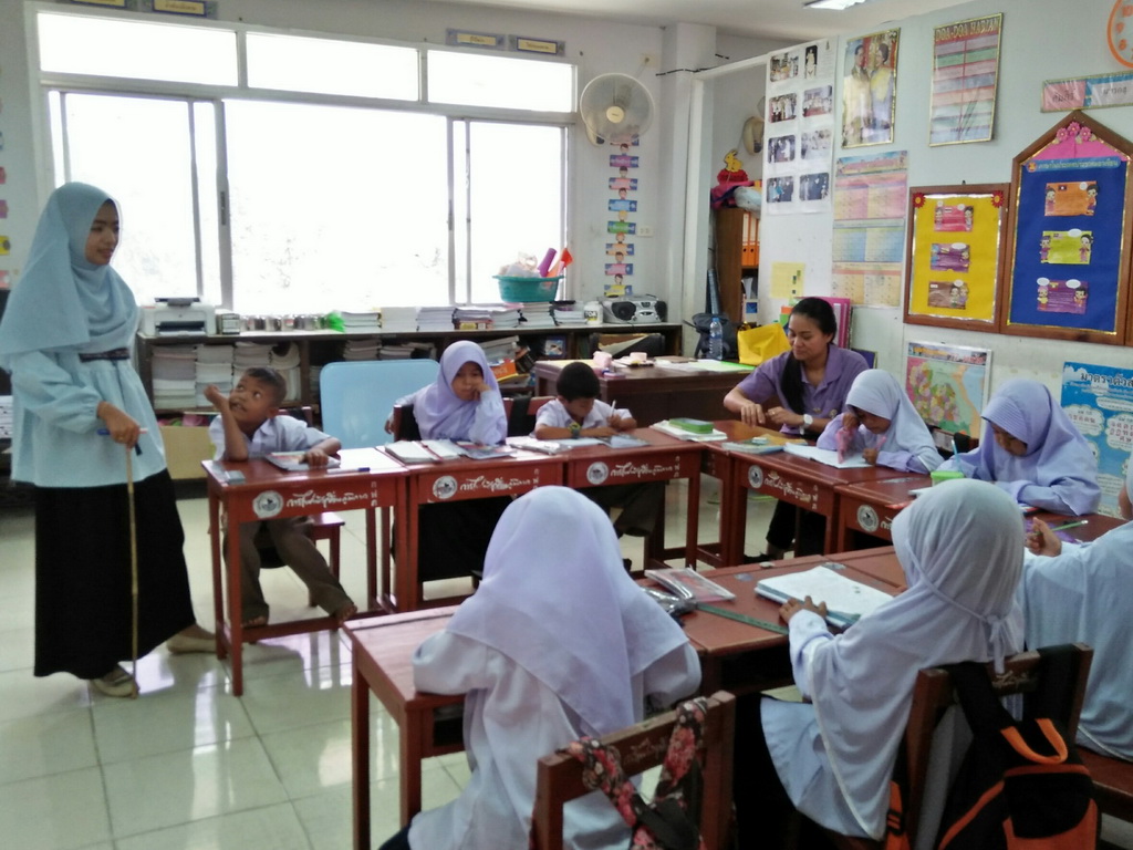 การนิเทศติดตามและประเมินผลการสอนของ “โครงการพัฒนาศักยภาพโรงเรียนในพระราชดำริและโรงเรียนขาดแคลนในเขตพื้นที่การศึกษา 4 จังหวัดภาคใต้”