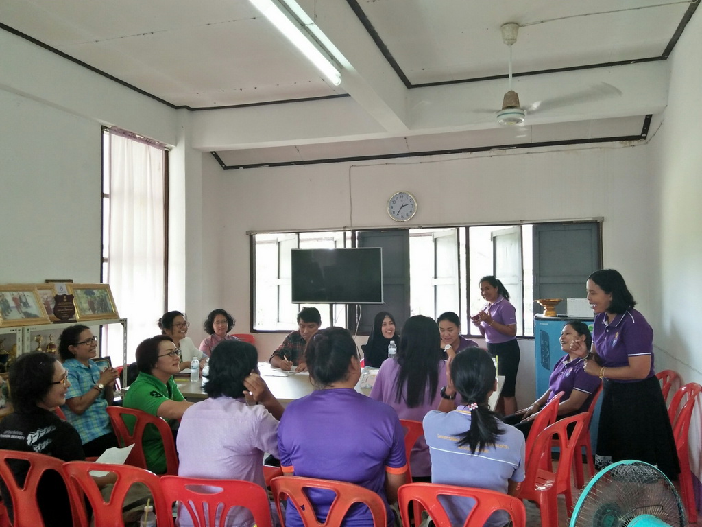 การนิเทศติดตามและประเมินผลการสอนของ “โครงการพัฒนาศักยภาพโรงเรียนในพระราชดำริและโรงเรียนขาดแคลนในเขตพื้นที่การศึกษา 4 จังหวัดภาคใต้”