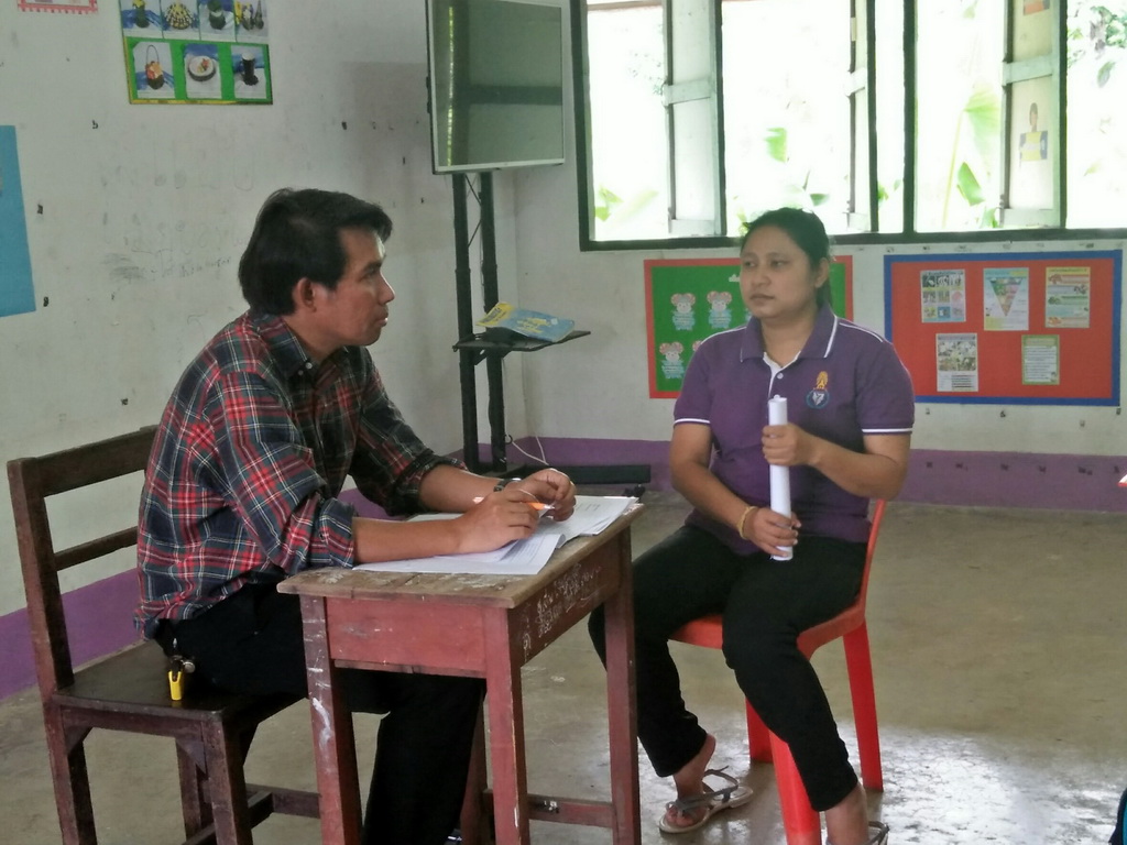 การนิเทศติดตามและประเมินผลการสอนของ “โครงการพัฒนาศักยภาพโรงเรียนในพระราชดำริและโรงเรียนขาดแคลนในเขตพื้นที่การศึกษา 4 จังหวัดภาคใต้”