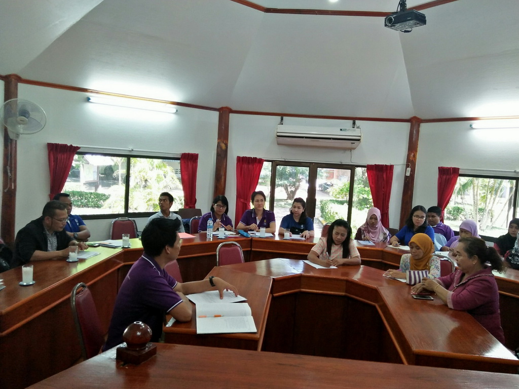 การนิเทศติดตามและประเมินผลการสอนของ “โครงการพัฒนาศักยภาพโรงเรียนในพระราชดำริและโรงเรียนขาดแคลนในเขตพื้นที่การศึกษา 4 จังหวัดภาคใต้”