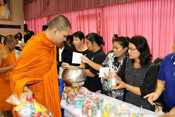 ทำบุญส่งท้ายปีเก่าต้อนรับปีใหม่ มหาวิทยาลัยทักษิณ