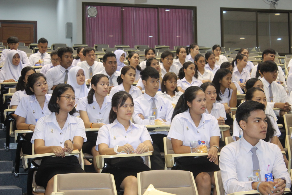 รายงานตัวและสอบสัมภาษณ์ผู้มีสิทธิ์สอบสัมภาษณ์เข้าร่วมโครงการผลิตครูเพื่อพัฒนาท้องถิ่น กรณีคัดเลือกนิสิตชั้นปีที่ 1-3 (รหัส 60-58)