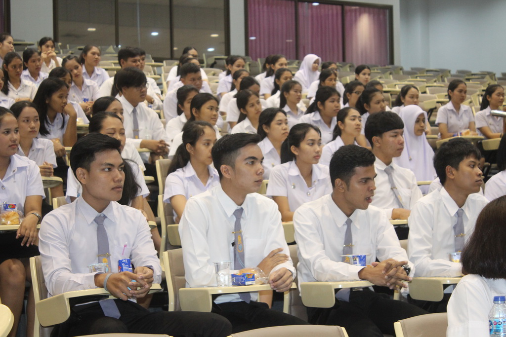 รายงานตัวและสอบสัมภาษณ์ผู้มีสิทธิ์สอบสัมภาษณ์เข้าร่วมโครงการผลิตครูเพื่อพัฒนาท้องถิ่น กรณีคัดเลือกนิสิตชั้นปีที่ 1-3 (รหัส 60-58)
