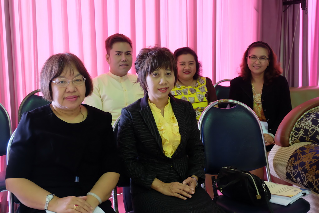 โครงการสัมมนานิสิตระหว่างปฏิบัติการสอนในสถานศึกษา สำหรับนิสิตหลักสูตรการศึกษาบัณฑิต (หลักสูตร 5 ปี)  และหลักสูตรการศึกษามหาบัณฑิต (สาขาวิชาการสอนวิทยาศาสตร์ คณิตศาสตร์ และคอมพิวเตอร์)   ประจำภาคเรียนต้น   ประจำปีการศึกษา  2561