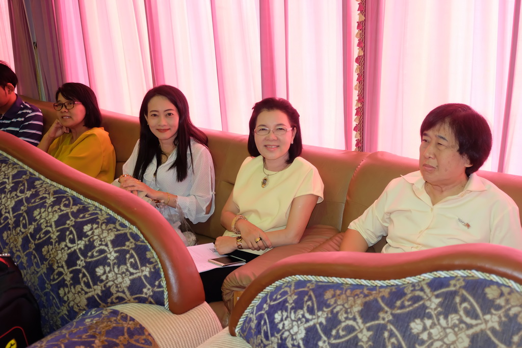 โครงการสัมมนานิสิตระหว่างปฏิบัติการสอนในสถานศึกษา สำหรับนิสิตหลักสูตรการศึกษาบัณฑิต (หลักสูตร 5 ปี)  และหลักสูตรการศึกษามหาบัณฑิต (สาขาวิชาการสอนวิทยาศาสตร์ คณิตศาสตร์ และคอมพิวเตอร์)   ประจำภาคเรียนต้น   ประจำปีการศึกษา  2561