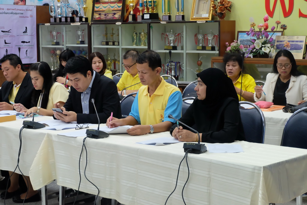 ประชุมการดำเนินงานโครงการพัฒนาครูเพื่อพัฒนาท้องถิ่นระยะการเข้าสู่วิชาชีพ (Induction Period)  รุ่นปี พ.ศ.2559 และรุ่นปี พ.ศ. 2560