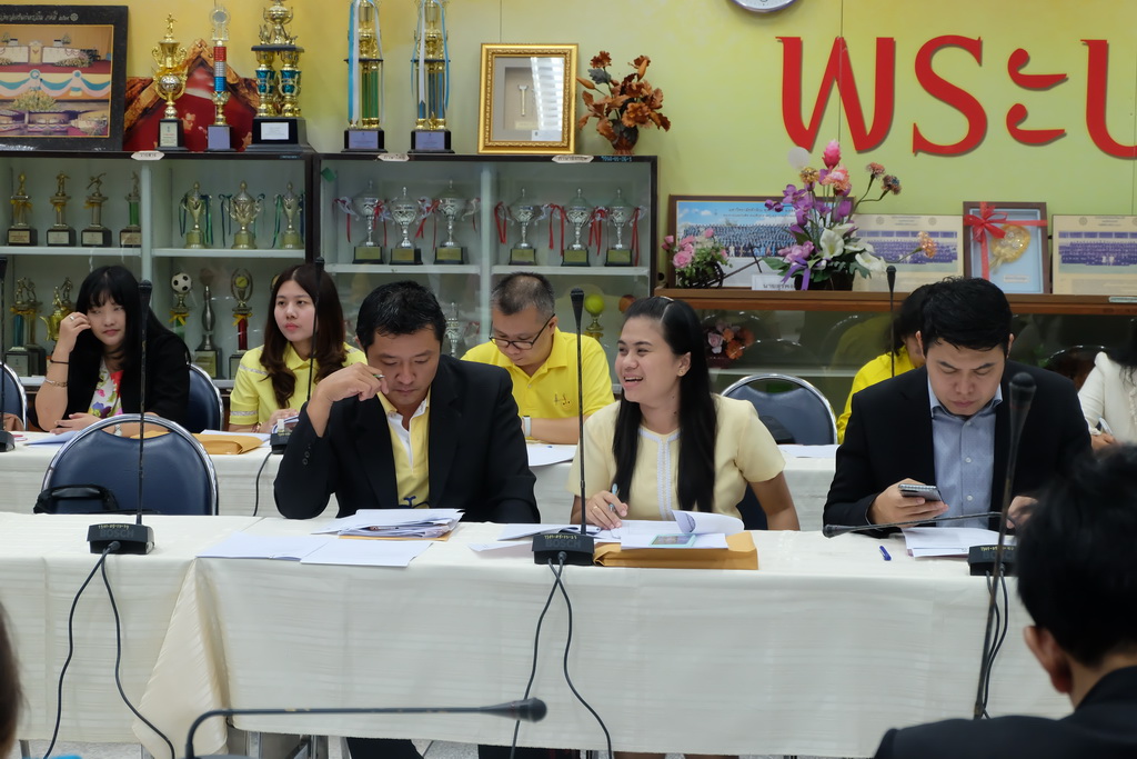 ประชุมการดำเนินงานโครงการพัฒนาครูเพื่อพัฒนาท้องถิ่นระยะการเข้าสู่วิชาชีพ (Induction Period)  รุ่นปี พ.ศ.2559 และรุ่นปี พ.ศ. 2560