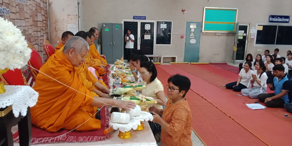 พิธีทำบุญสโมสรนิสิตคณะศึกษาศาสตร์ ประจำปีการศึกษา 2561