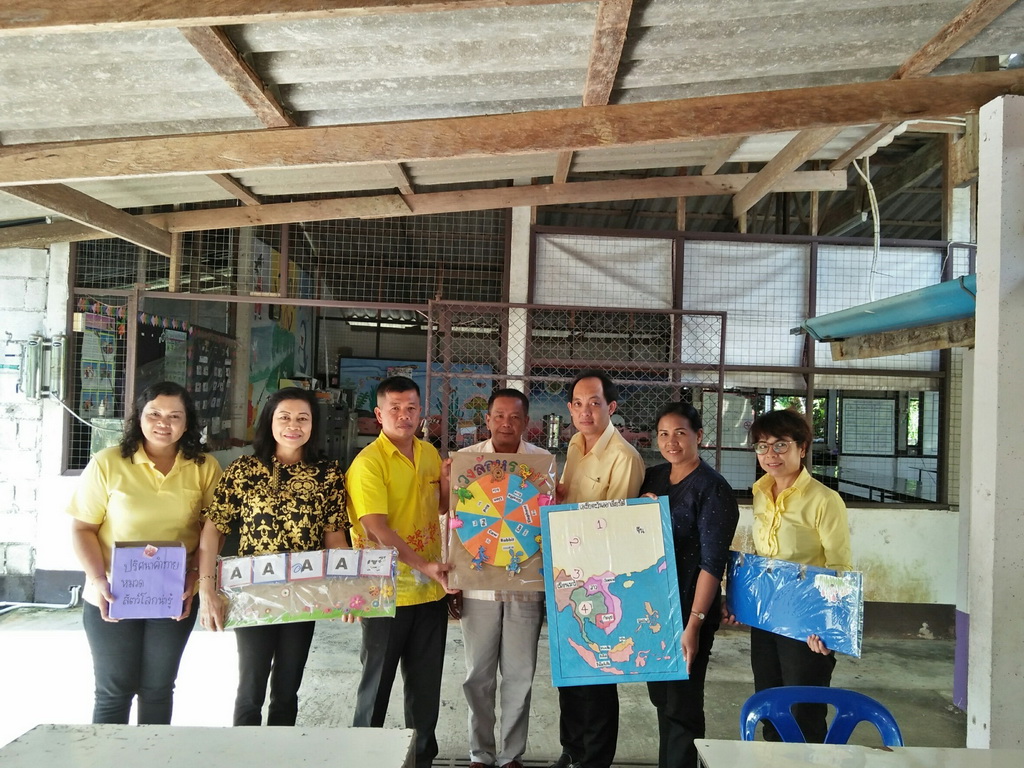 การนิเทศติดตามและประเมินผลการสอนของ “โครงการพัฒนาศักยภาพโรงเรียนในพระราชดำริและโรงเรียนขาดแคลนในเขตพื้นที่การศึกษา 4 จังหวัดภาคใต้”