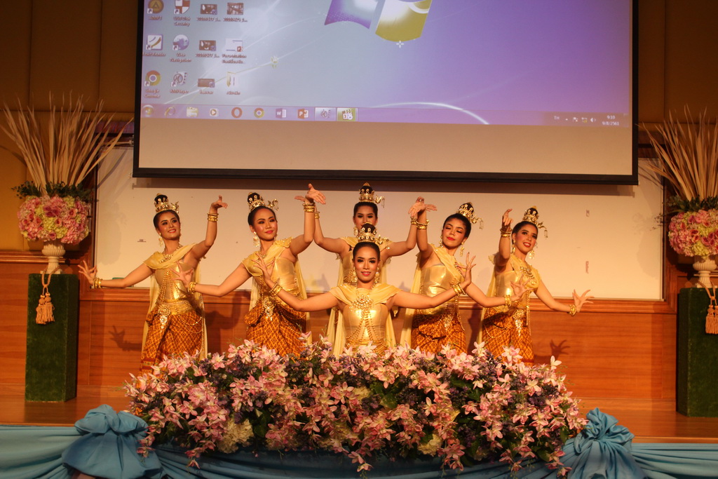 โครงการปฐมนิเทศนิสิตใหม่คณะศึกษาศาสตร์ มหาวิทยาลัยทักษิณ ระดับปริญญาตรี ชั้นปีที่ 1 ประจำปีการศึกษา 2561