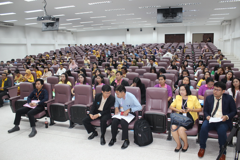 การอบรมหลักสูตรปฏิบัติการพื้นฐานวิทยาศาสตร์ระดับประถมศึกษา ระดับมัธยมศึกษาตอนต้น และระดับมัธยมศึกษาตอนปลาย ประจำปีการศึกษา 2561