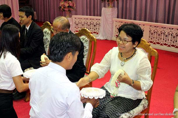 งานปัจฉิมนิเทศนิสิตระดับปริญญาตรีที่กำลังจะสำเร็จการศึกษา ปีการศึกษา 2559