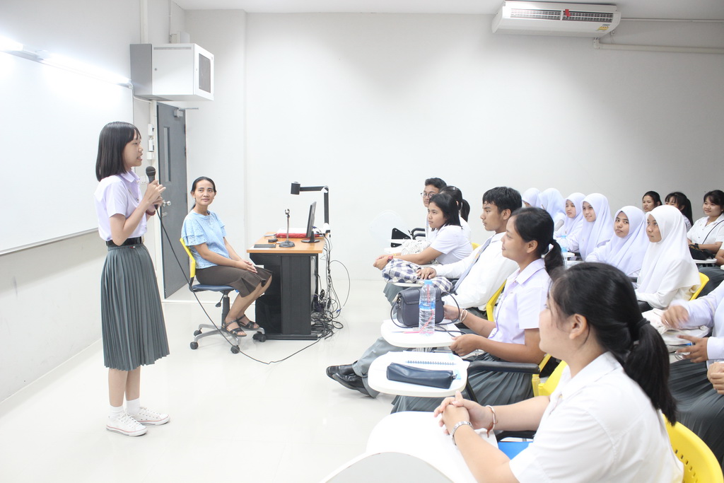 โครงการปฐมนิเทศนิสิตใหม่คณะศึกษาศาสตร์มหาวิทยาลัยทักษิณ ระดับปริญญาตรี ชั้นปีที่ 1 ประจำปีการศึกษา 2561