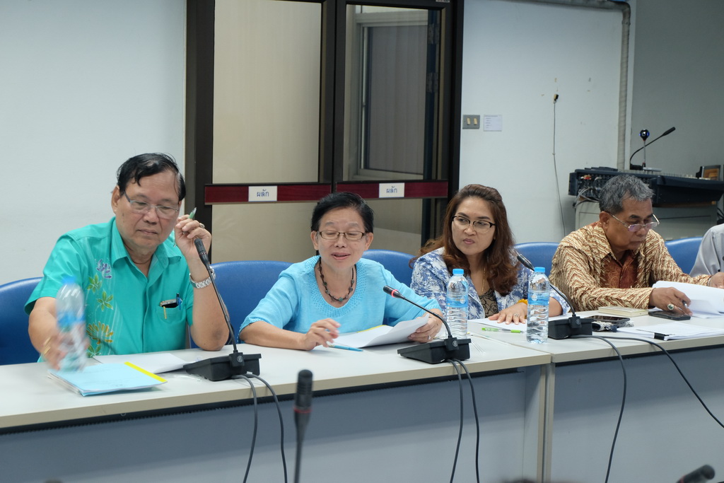 การประชุมเครือข่ายผู้บริหารโรงเรียนในโครงการพัฒนาต้นแบบการจัดการศึกษาท้องถิ่นพึ่งพาตนเองโดยใช้ตำบลเป็นฐานกิจกรรม : การประชุมเครือข่ายโรงเรียนในโครงการพัฒนาวิชาชีพครูด้วยนวัตกรรมการศึกษาชั้นเรียน (Lesson Study) และวิธีการแบบเปิด (Open Approach)