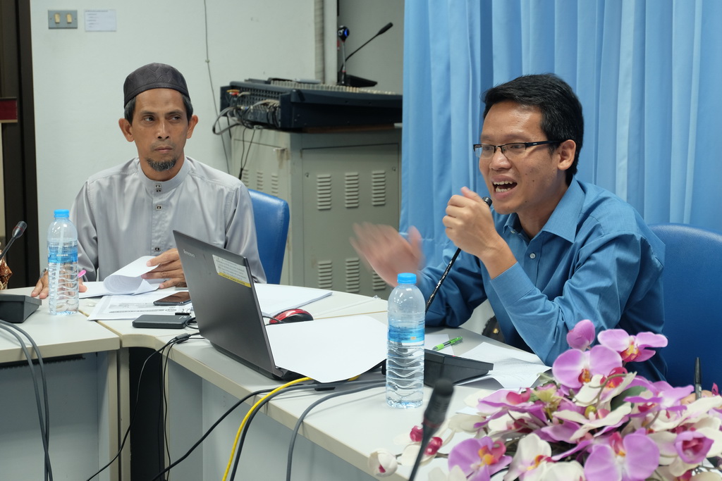 การประชุมเครือข่ายผู้บริหารโรงเรียนในโครงการพัฒนาต้นแบบการจัดการศึกษาท้องถิ่นพึ่งพาตนเองโดยใช้ตำบลเป็นฐานกิจกรรม : การประชุมเครือข่ายโรงเรียนในโครงการพัฒนาวิชาชีพครูด้วยนวัตกรรมการศึกษาชั้นเรียน (Lesson Study) และวิธีการแบบเปิด (Open Approach)