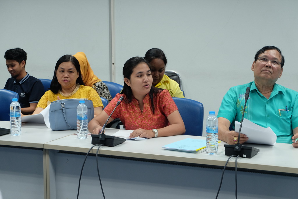 การประชุมเครือข่ายผู้บริหารโรงเรียนในโครงการพัฒนาต้นแบบการจัดการศึกษาท้องถิ่นพึ่งพาตนเองโดยใช้ตำบลเป็นฐานกิจกรรม : การประชุมเครือข่ายโรงเรียนในโครงการพัฒนาวิชาชีพครูด้วยนวัตกรรมการศึกษาชั้นเรียน (Lesson Study) และวิธีการแบบเปิด (Open Approach)