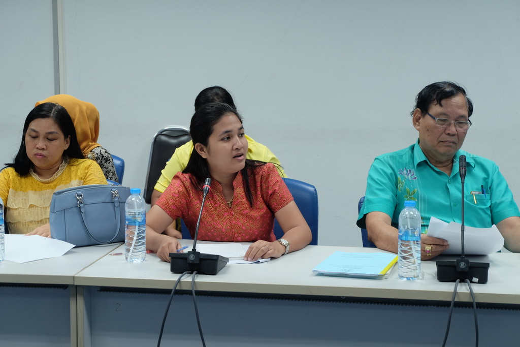 การประชุมเครือข่ายผู้บริหารโรงเรียนในโครงการพัฒนาต้นแบบการจัดการศึกษาท้องถิ่นพึ่งพาตนเองโดยใช้ตำบลเป็นฐานกิจกรรม : การประชุมเครือข่ายโรงเรียนในโครงการพัฒนาวิชาชีพครูด้วยนวัตกรรมการศึกษาชั้นเรียน (Lesson Study) และวิธีการแบบเปิด (Open Approach)