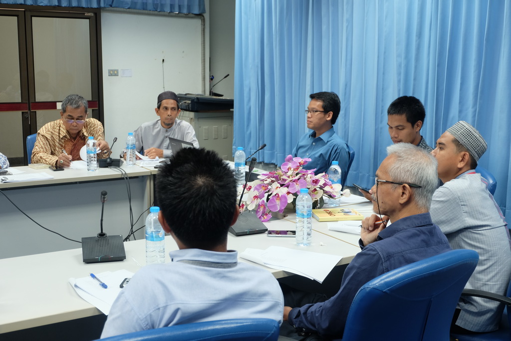 การประชุมเครือข่ายผู้บริหารโรงเรียนในโครงการพัฒนาต้นแบบการจัดการศึกษาท้องถิ่นพึ่งพาตนเองโดยใช้ตำบลเป็นฐานกิจกรรม : การประชุมเครือข่ายโรงเรียนในโครงการพัฒนาวิชาชีพครูด้วยนวัตกรรมการศึกษาชั้นเรียน (Lesson Study) และวิธีการแบบเปิด (Open Approach)