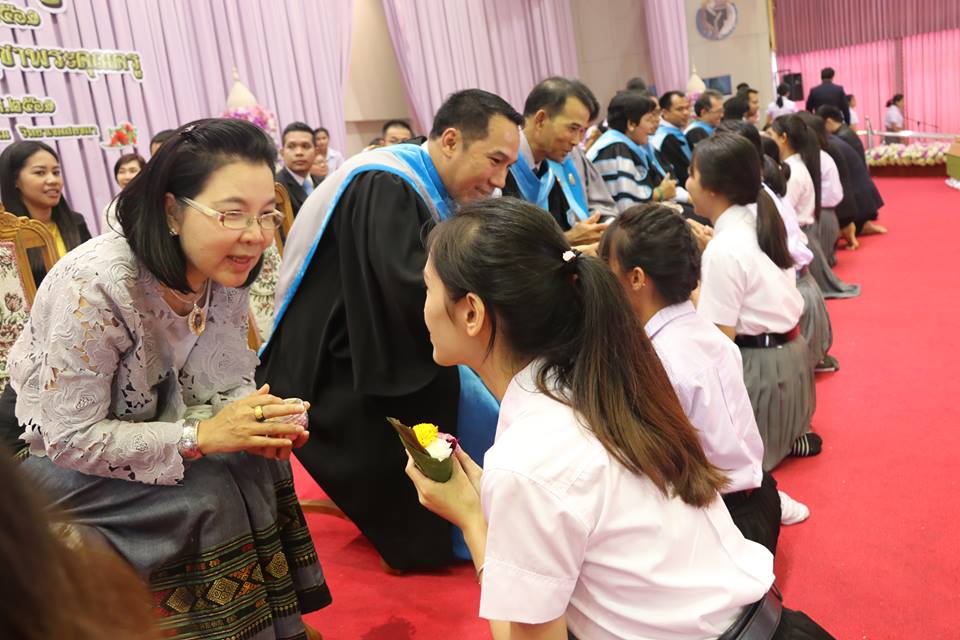 ผู้บริหาร คณาจารย์คณะศึกษาศาสตร์ ร่วมพิธีไหว้ครูประจำปีการศึกษา 2561 มหาวิทยาลัยทักษิณ