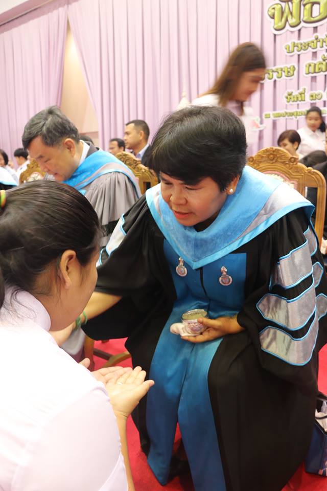 ผู้บริหาร คณาจารย์คณะศึกษาศาสตร์ ร่วมพิธีไหว้ครูประจำปีการศึกษา 2561 มหาวิทยาลัยทักษิณ
