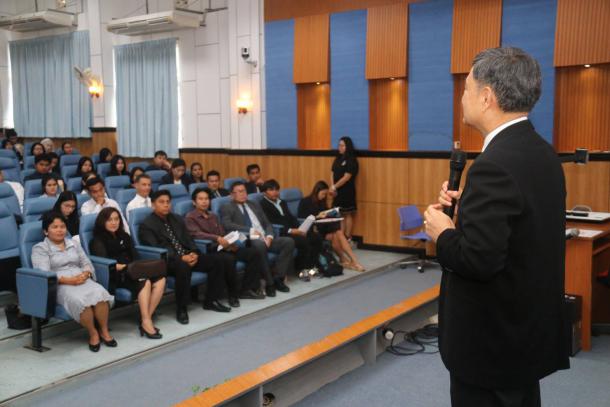คณะศึกษาศาสตร์ ขอแสดงความยินดีกับนิสิตและบุคลากรของคณะที่ได้รับรางวัลวิทยานิพนธ์ดีเด่นประจำปี 2558