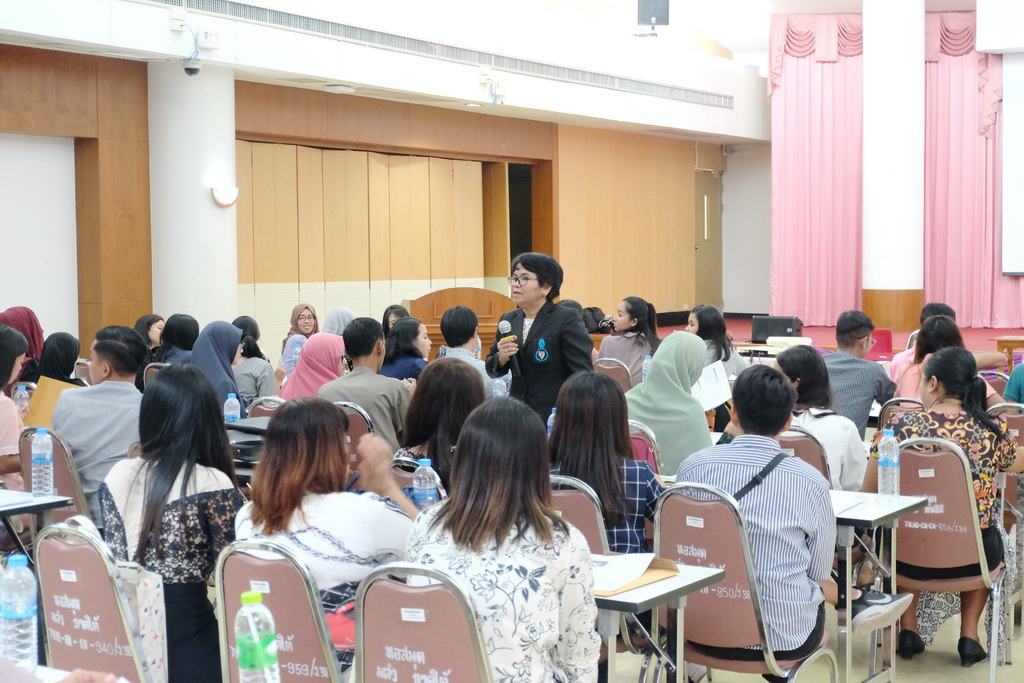 โครงการเตรียมความพร้อมและปฐมนิเทศนิสิตก่อนออกปฏิบัติการสอนในสถานศึกษา สำหรับนิสิตหลักสูตรประกาศนียบัตรบัณฑิต สาขาวิชาวิชาชีพครู ประจำปีการศึกษา 2561