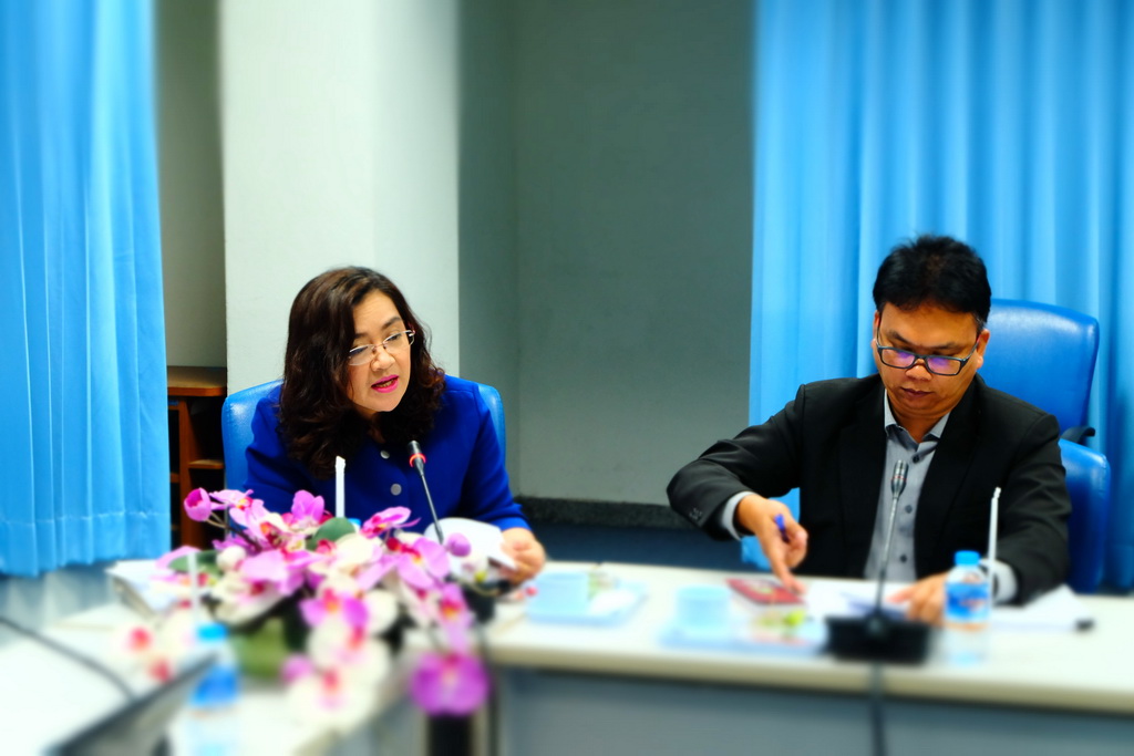 ประชุมสรุปผลการดำเนินงานโครงการพัฒนาครูเพื่อพัฒนาท้องถิ่นระยะการเข้าสู่วิชาชีพ (Induction Period) รุ่นปี พ.ศ. 2559 และ รุ่นปีพ.ศ. 2560 ของสถาบันผลิตครู เครือข่ายภาคใต้ตอนล่าง